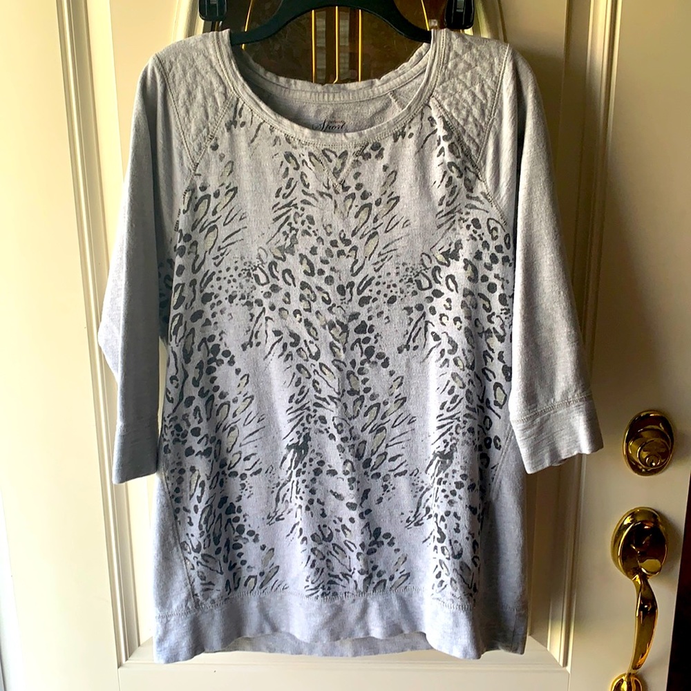 Tunic length sweatshirt